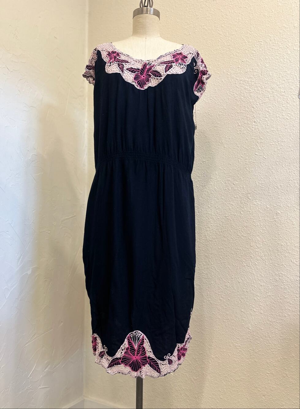 Women’s Black Midi Dress Pink Floral Embroidered Crochet Lace Boho Y2K